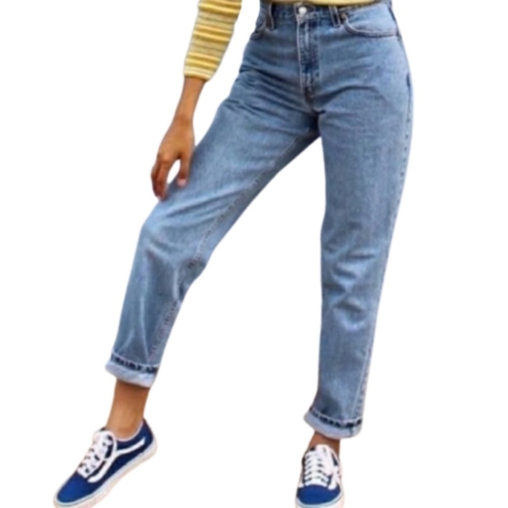Levi’s 550 tapered leg high rise vintage mom jeans